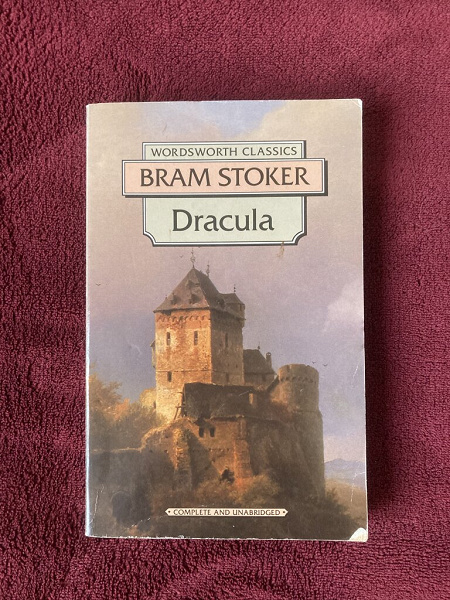 Книги на английском и немецком в дар (Москва). Дарудар