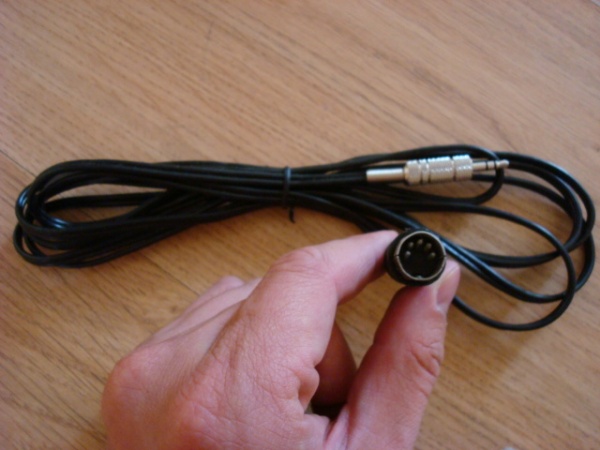 Распиновка 5 штырькового разъема. Как подключить старый усилитель. 5 распиновка. 5 распиновка. Советский штекер для колонок распиновка.