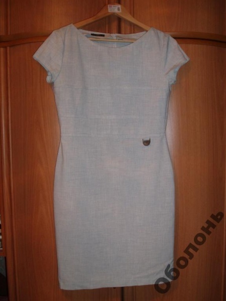 Стильное жемчужно-серое платье коктейльное, разм 38