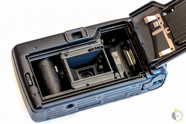 Minolta Freedom AF35 (Compact Automatic Film Camera)