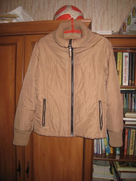 Женская куртка Esprit 46-48