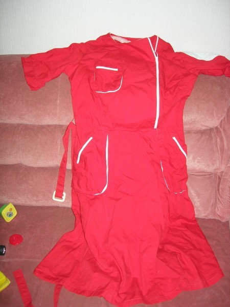Красное платье в спортивном стиле, размер 46-48