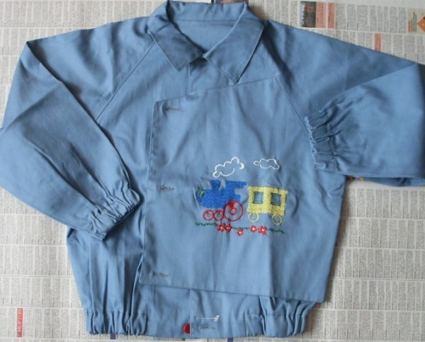 Куртка-ветровка для мальчика 3-4 года