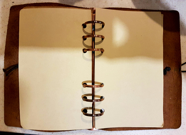 Блокнот записная книжка на кольцах кожаная обложка в дар (Волгоград ...