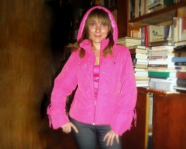 Очень розовая куртка