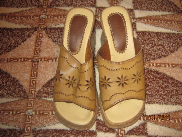 Шлепки в дар (Симферополь). Дарудар