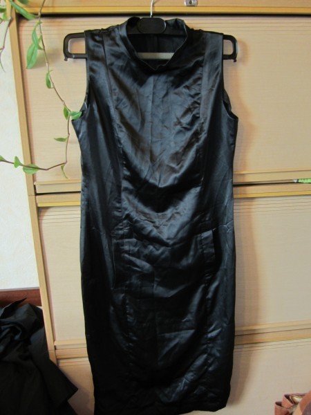 Черное вечернее платье, размер 44-46, рост 165-170см.