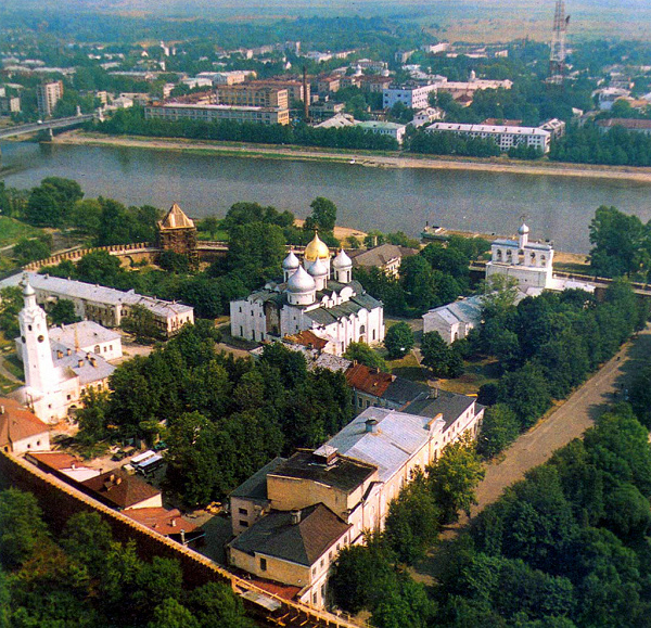 Москва — Великий Новгород — Москва