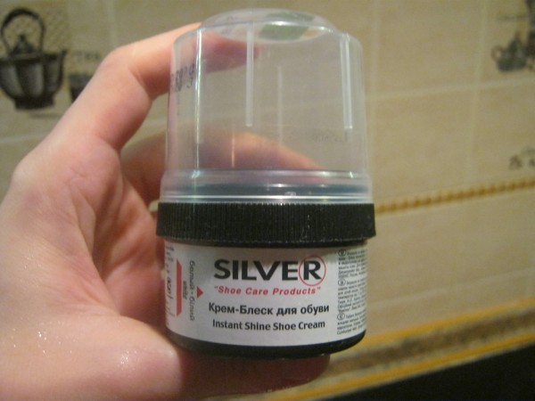 Краска для обуви белая silver аэрозоль. Сапожный крем. Крем для обуви сильвер белый. Tarrago крем. Крем для обуви сильвер серебряный.