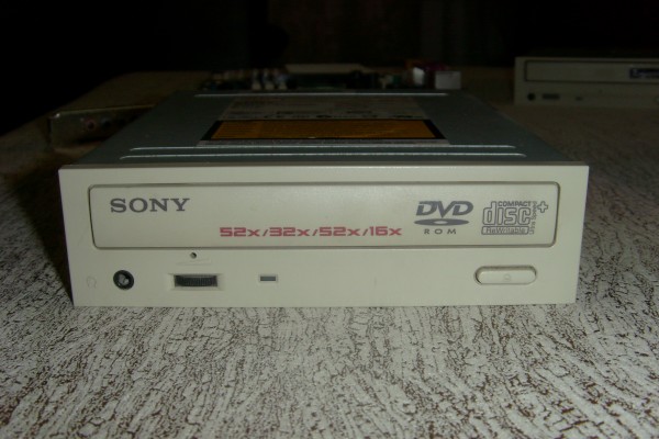 Приводы sony