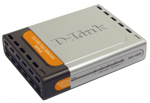 D-Link DES-1005D 5 port 10/100Mb Switch