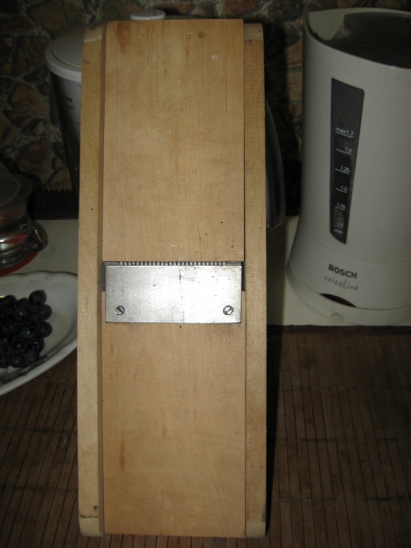 Терка для шинковки капусты, морковки… в дар (Днепропетровск). Дарудар