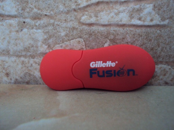 Флешка Gillette Fusion