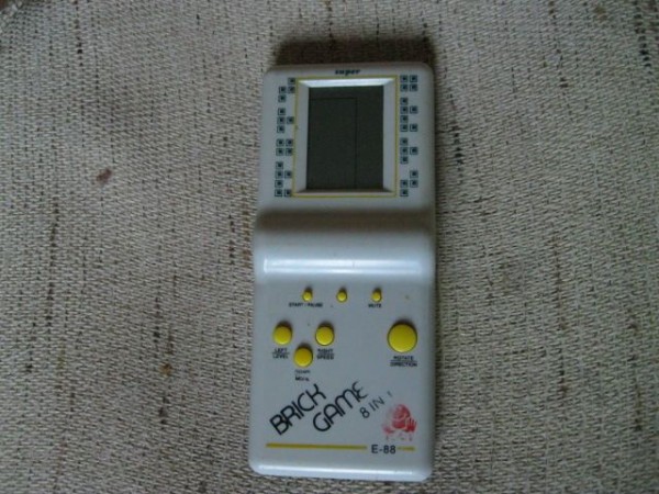 Тетрис (Brick Game e-88)