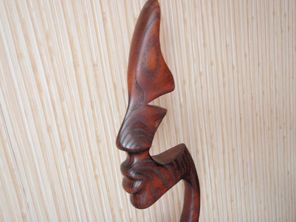 Украшение интерьера — негритянка в дар (Москва). Дарудар