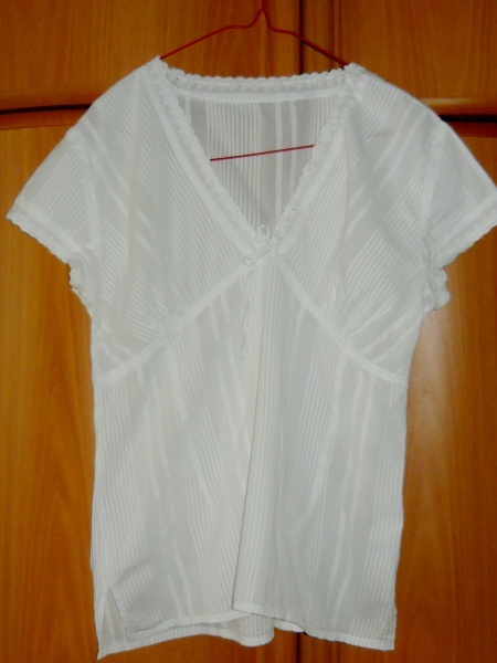 Блуза белая,48 размер, б/у