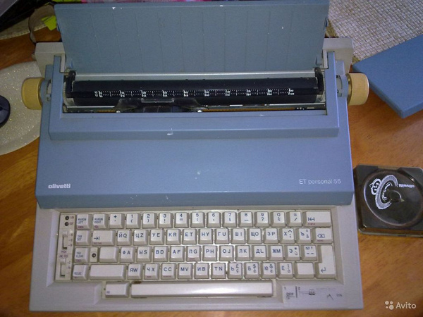 Электрическая печатная машинка Olivetti et personal 55