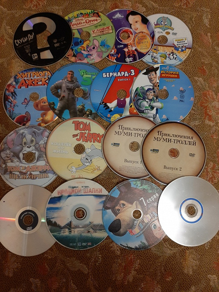 Сколько стоил фильм на dvd диски в 2010 году