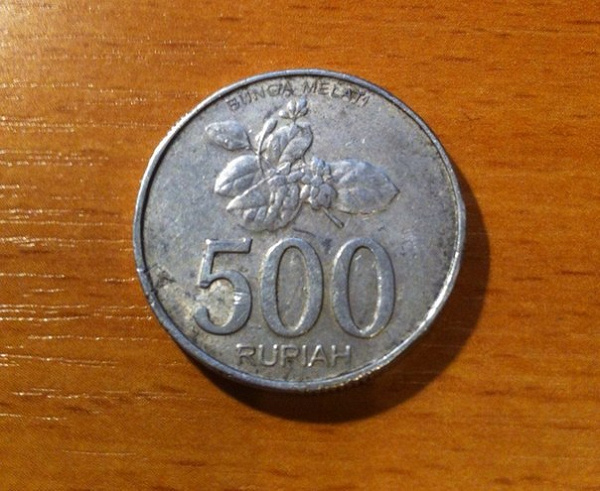 Монета 500 рупий Индонезия