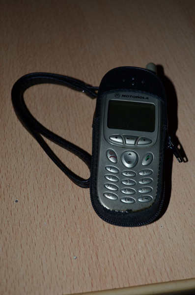 Сотовый телефон Motorola T191 в дар (Нижний Новгород). Дарудар