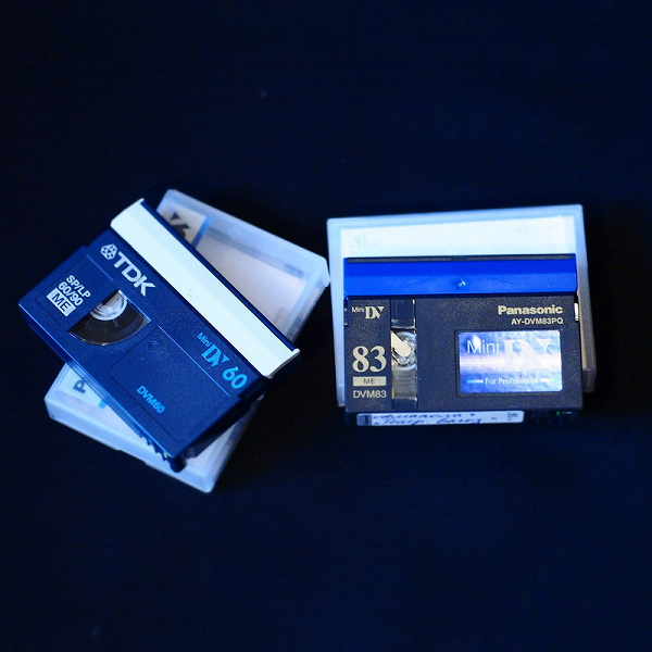 mini-DV (2 кассеты)