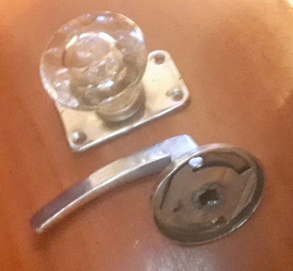 Дверная ручка (Советская) в дар (Москва). Дарудар