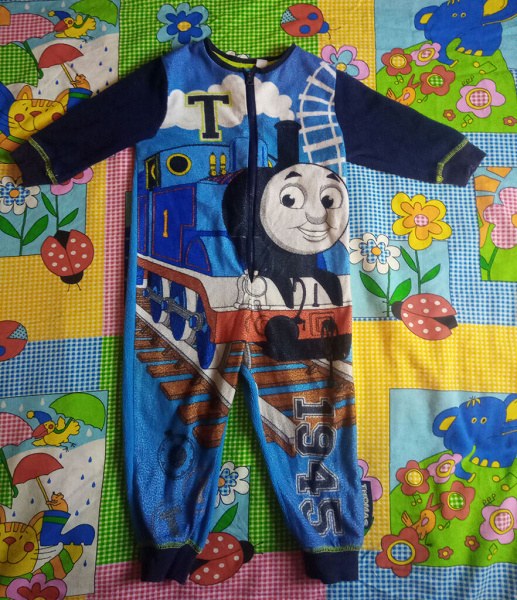 Комбинезон Thomas 86/92 в дар (Москва). Дарудар