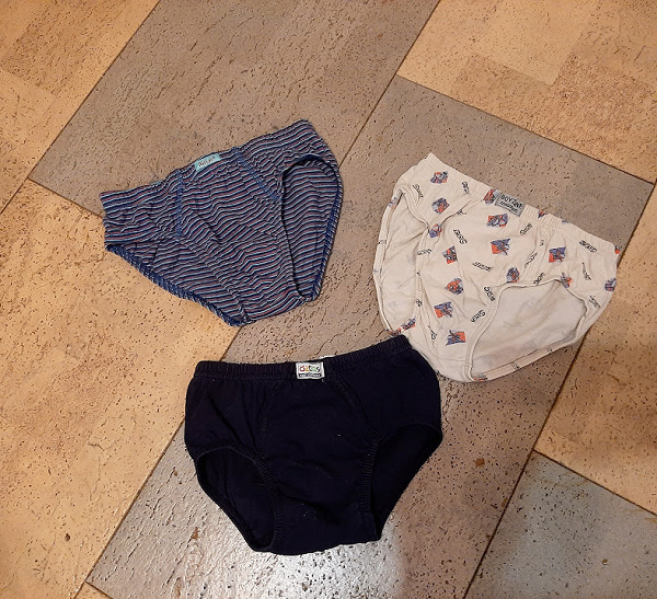 Трусики для мальчика 6-8 лет в дар (Москва). Дарудар