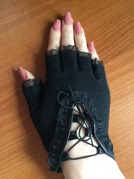 Перчатки без пальчиков